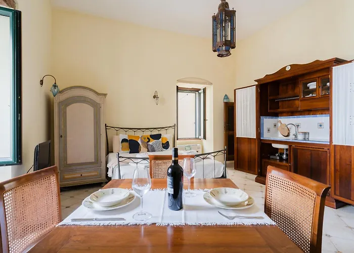 Mono Scilla Centro Storico Holiday home Otranto